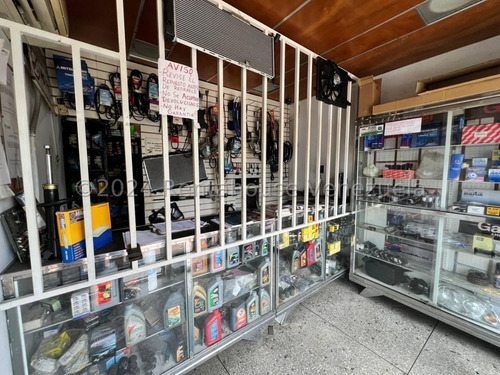 Edificio Comercial Y Residencial, Con Potencial De Ampliacion 25-16039