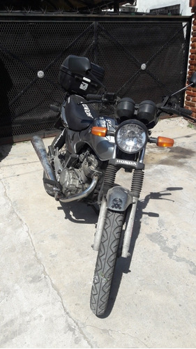 Imagen 16 de 18 de Honda Cg 125 Titan Es Año 2004