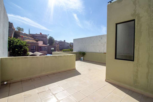 Casa En Venta En San Miguel De Allende: San Javier A 10 Minutos Del Centro