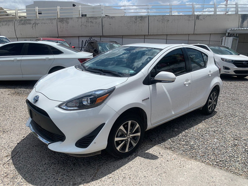 Toyota Prius 2021
