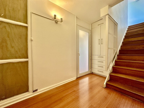 Departamento En Venta De 2 Dorm. En Providencia