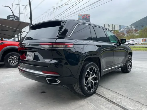 Jeep Grand Cherokee 5.7 V8 Summit 4x4 At