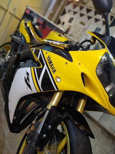 Yamaha R1