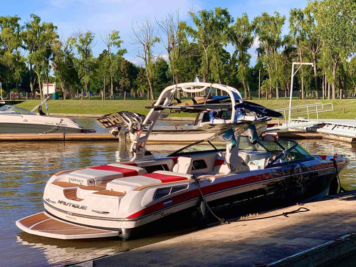 Super Air Nautique 230 Team Edition