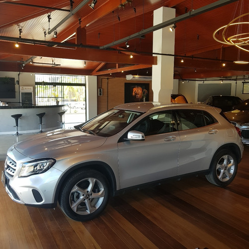 Mercedes Benz Gla 200