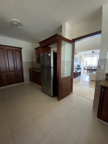A74 - Piantini | Apartamento Exclusivo En Alquiler | 250 M² | 3 Habitaciones | Ubicación Privilegiada En Piantini/naco | $2,100 Usd | #foxpiantini