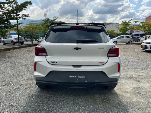 Chevrolet Onix 1.0T Rs Mt