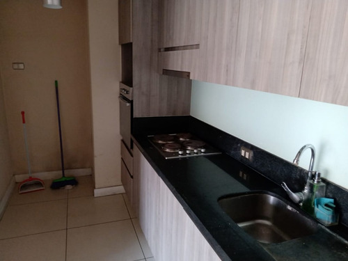 Edificio Av. Portugal (1 Bod.) Vista Poniente Piso 8