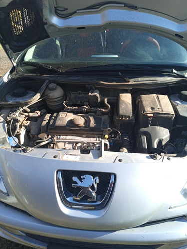 Imagen 1 de 12 de Peugeot Allure Compact Allure Compact
