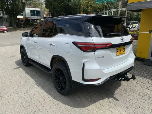 Toyota Fortuner 2.8 Srv Diesel