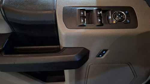 Ford F-150 5.0 XL SUP CAB 4X2 V8 AT
