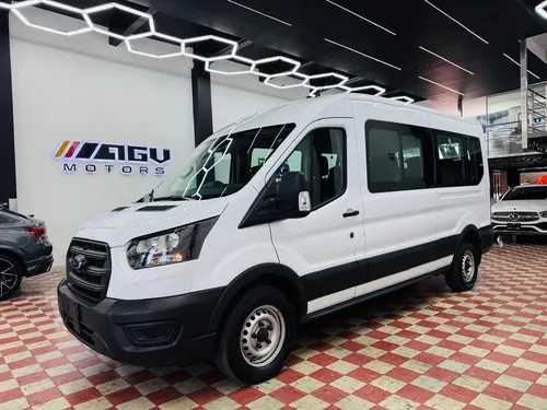 Ford Transit 2.2 Pasajeros Larga Techo Alto Custom Mt