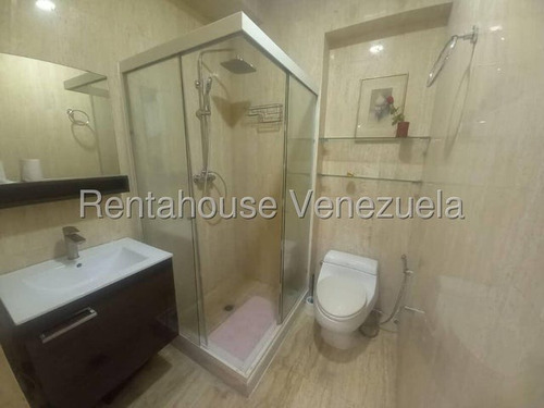 Apartamento En Alquiler En Colinas De Bello Monte Mls 25-10711