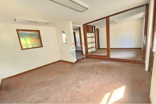 Casa Fines Comerciales - Metro Manquehue