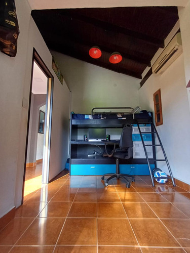 Casa Quinta En Venta 4 Ambientes