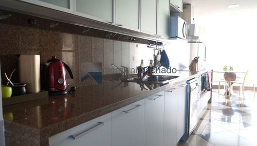 Apartamento En Venta Brava 3 Dormitorios-ref:2160