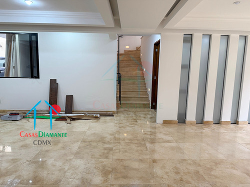 Casa Troya. Casa En Renta En Cdmx Con Rooftop Y Family Room