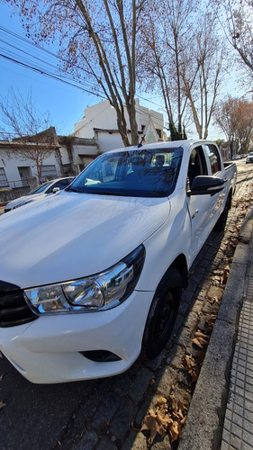 Toyota Hilux 2.4 Cd Dx 150cv 4x2