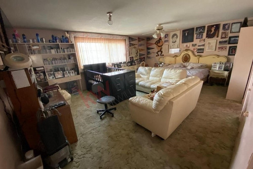 Casa En Venta En Querétaro ¡ Ideal Para Oficinas, Escuela O Cafeteria!