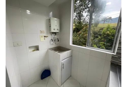 Apartamento En Alquiler En Envigado - La Mina