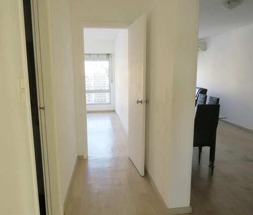 Imagen 9 de 12 de Venta Apartamento Dos Dormitorios Dos Baños Ciudad Vieja
