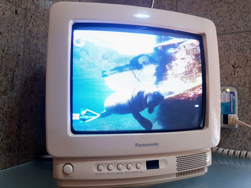 Tv 9pulgadas Panasonic Modelo Crt Ct-9r10t
