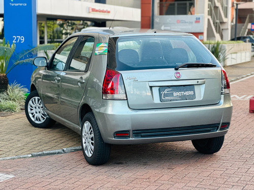 Fiat Palio 1.0 Fire Celebration Flex 5p