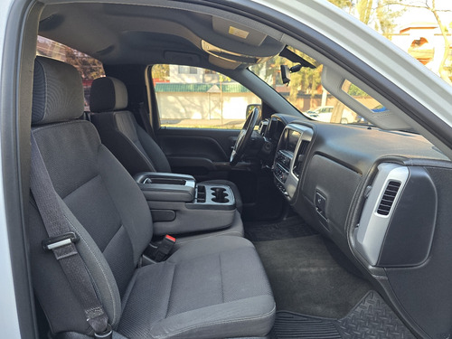 GMC Sierra 5.4 Cabina Regular Sle 4x4 At