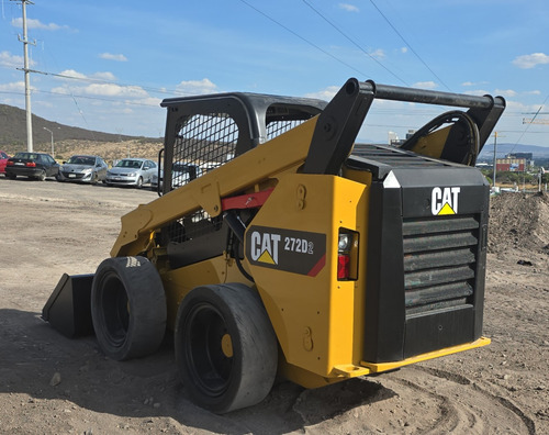 2018 Mini Cargador Caterpillar 272d2