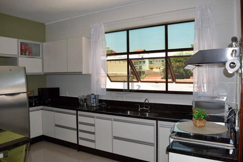 Imagem 11 de 21 de Casa Com 3 Dormitórios À Venda, 273 M² Por R$ 798.000,00 - Jardim Belvedere - Volta Redonda/rj - Ca0076