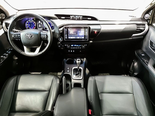 Imagem 5 de 20 de Toyota Hilux 2.8 Srx 4x4 Cd 16v