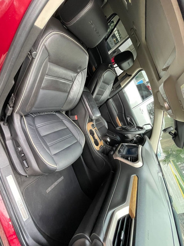 Imagen 7 de 11 de Gmc Acadia 2017 3.6 Denali V6 Piel 7 Pas. 4x4 At