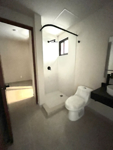 Departamento Para Estrenar Con Roof Garden En Av Nader Cancun