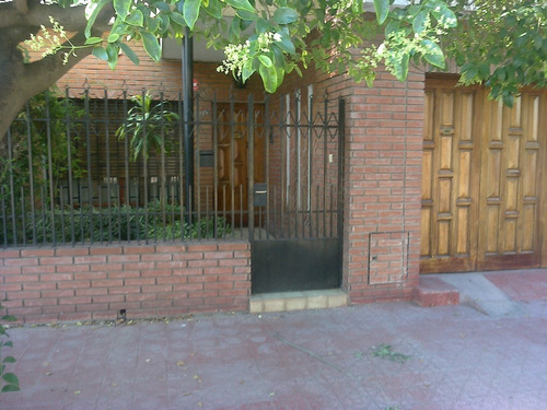 Venta Casa 2 Dos Dormitorios Patio Cochera Parrilla Pueyrredon