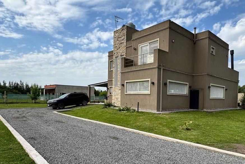 Casa Quinta Con Pileta 12 Personas