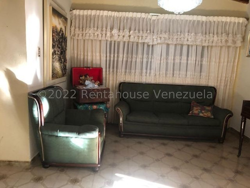 Imagen 16 de 29 de Gustavo Zavala Rentahouse 22-18582