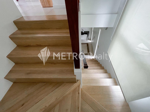 Casa En Venta De 3 Habitaciones En Los Sauces, Nordelta