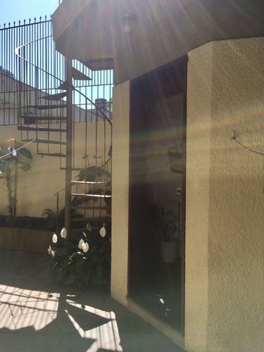 Casa Em Vila Assunção Com 3 Dormitórios - Vz4181