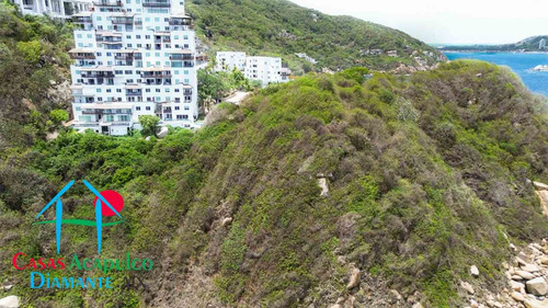 Frente Al Mar: Lote Único Para Un Proyecto De Alto Nivel Con Vistas Inigualables