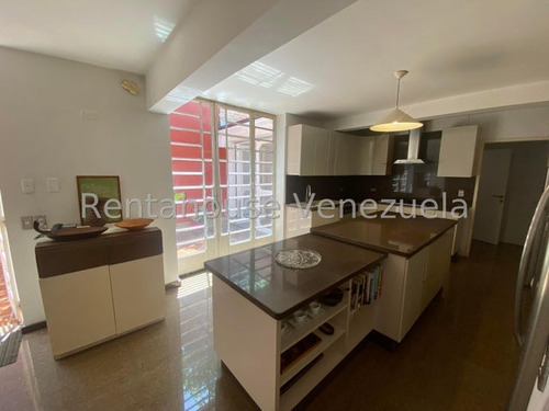 Casa En Venta,altamira Mls #25-10023 Sc