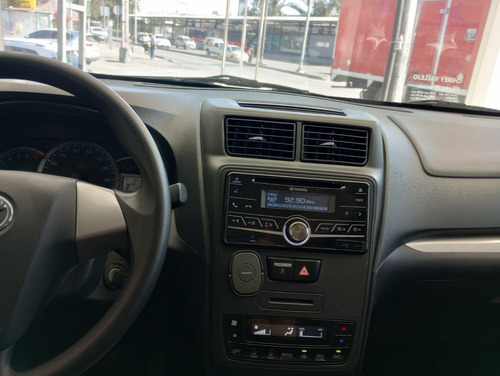 Toyota Avanza 1.5 Le At