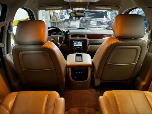 Chevrolet Suburban 5.3 Lt V8 Piel 2da Cubo At