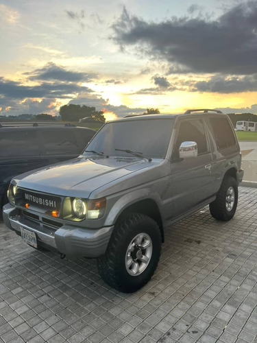 Mitsubishi Montero Dakar Sincronica 4x4