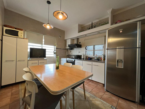 Venta Casa - Villa Lugano - 3 Dormitorios Con Cochera - Apto Credito