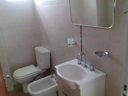 Imagen 2 de 9 de Venta Departamento 2 Dorm. A Esternar
