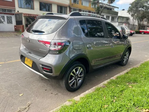 Renault Stepway ZEN 1.6 MECANICA