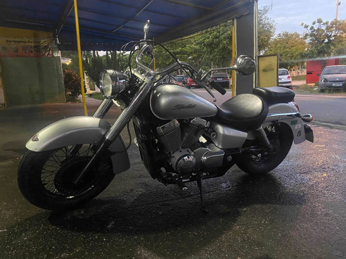 Honda Shadow 750