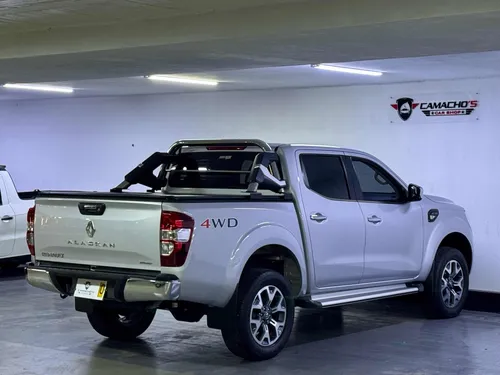 Renault Alaskan 2.5 DIESEL 4X4 INTENS MECANICA (FINANCIAMIENTO) 1 DUEÑO