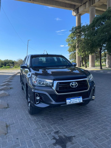 Toyota Hilux 2.8 Cd Srx 177cv 4x4