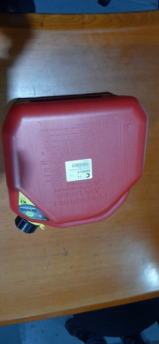 Imagen 2 de 3 de Bidón De Combustible Rojo De 10 Litros Con Pico